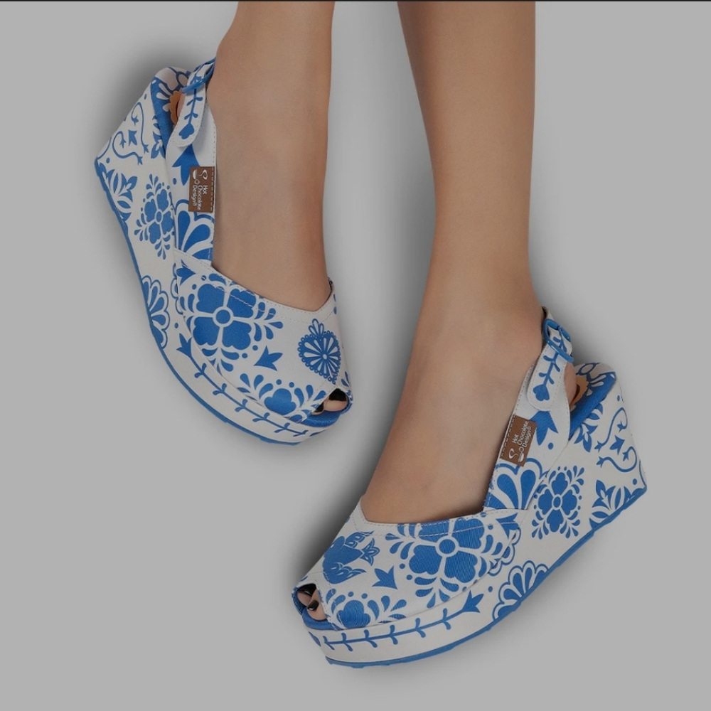 Hot Chocolate Design Talavera Sandals